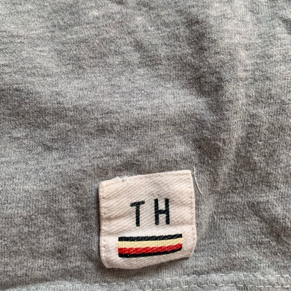 Tommy Hilfiger shirt - Picture 2 of 3